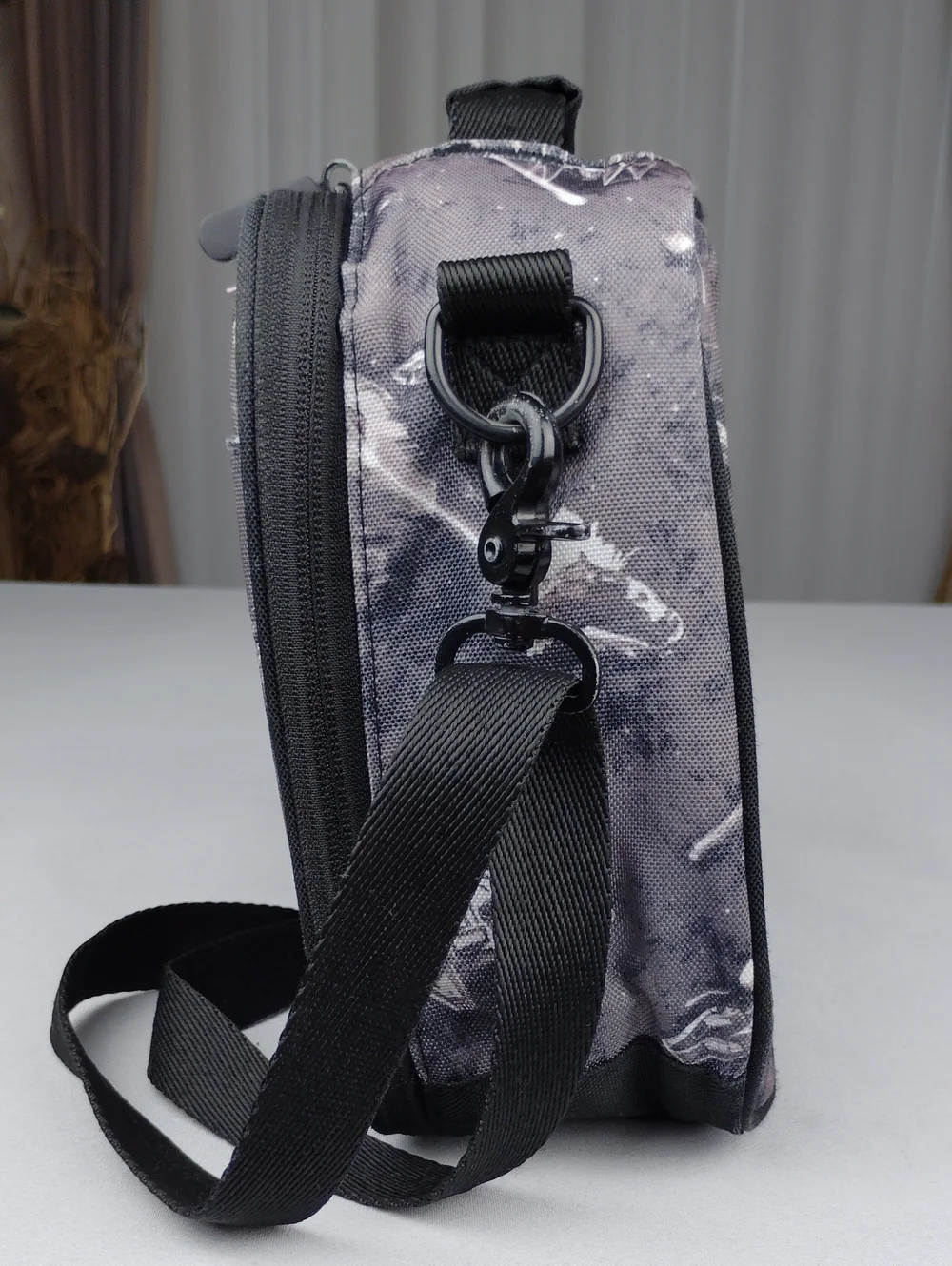 Pottery Barn Teen Star War Luch Bag.